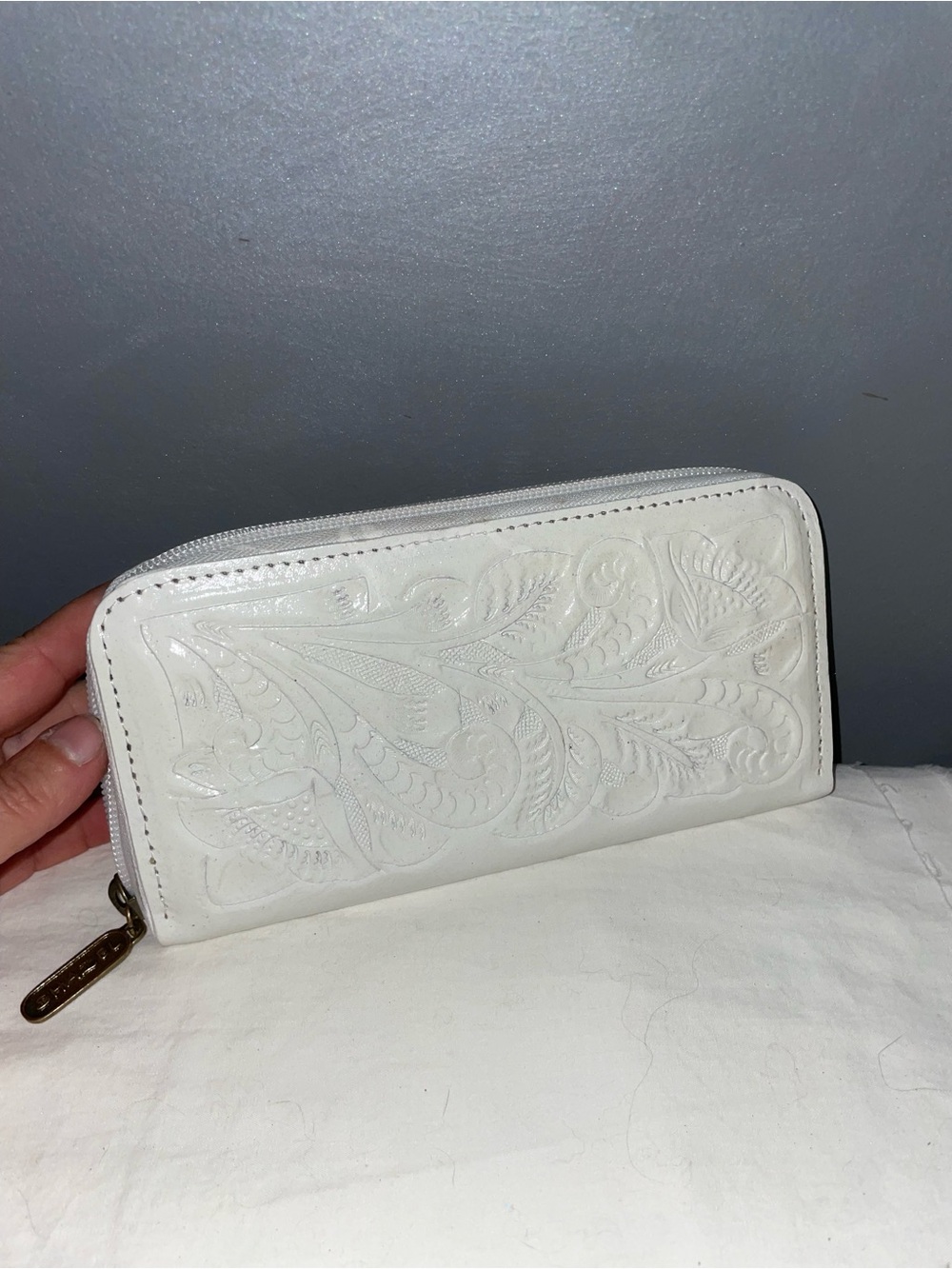New large White Embossed Leather Zip Wallet hand tooled Mexico